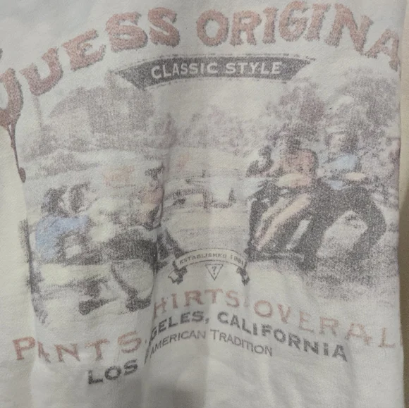 Guess Classic Style Cream Men's Crewneck Sweater Medium Unisex - Picture 2 of 5